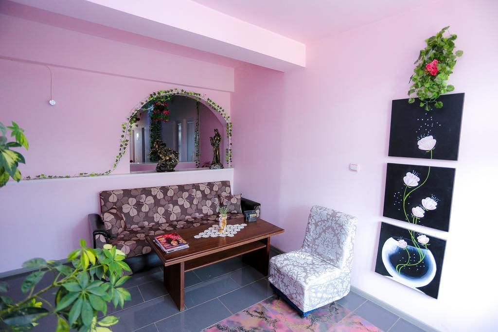 Hostel Shatrata Bogomilovo ภายนอก รูปภาพ