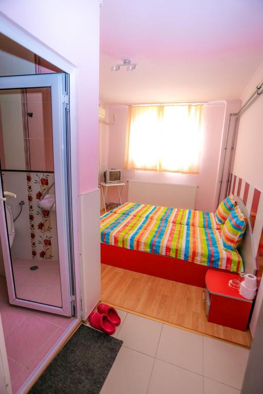 Hostel Shatrata Bogomilovo ภายนอก รูปภาพ